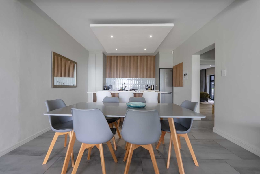 5 Bedroom Property for Sale in Camps Bay Western Cape